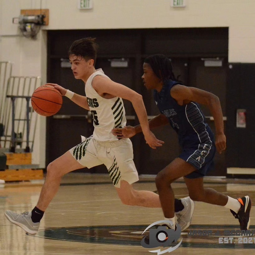 Eagles Soar Past Bears | UC Today Online